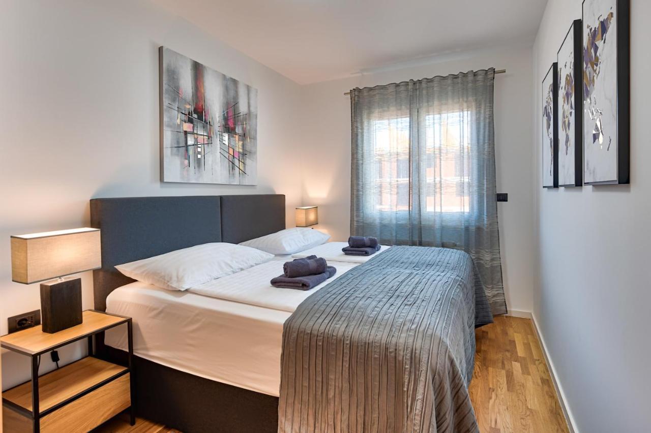 Art Apartment Monvidal Pula Ngoại thất bức ảnh